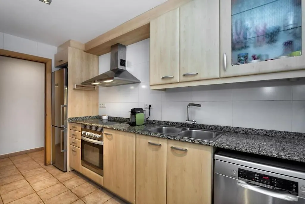 Apartment Nice & Spacious Flat With Pool Near Fenals Beach Lloret de Mar